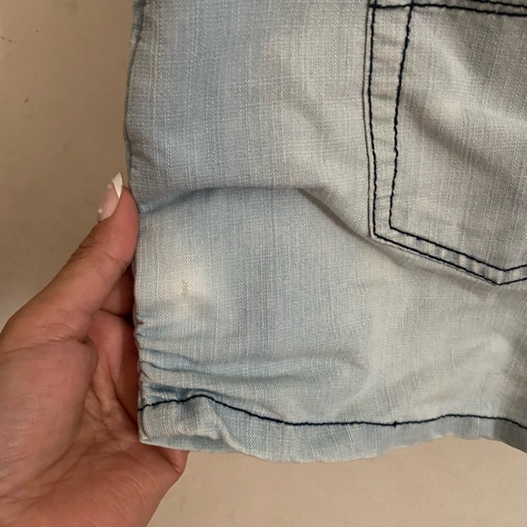 Chic Denim Button-Up Romper Noble - Picture 7 of 9